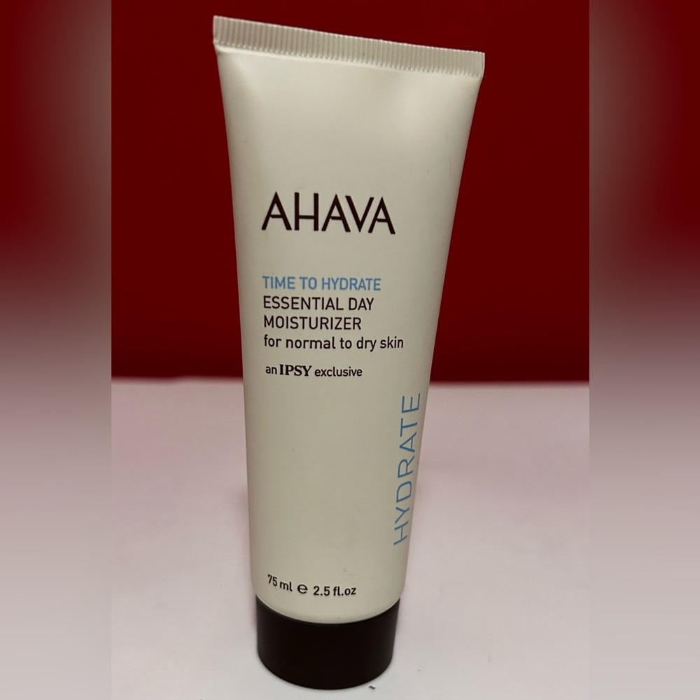 AHAVA Time to Hydrate Essential Day Moisturizer